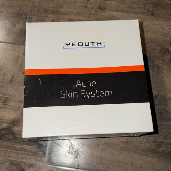 NIB Yeouth Acne Skin System - Picture 9 of 10